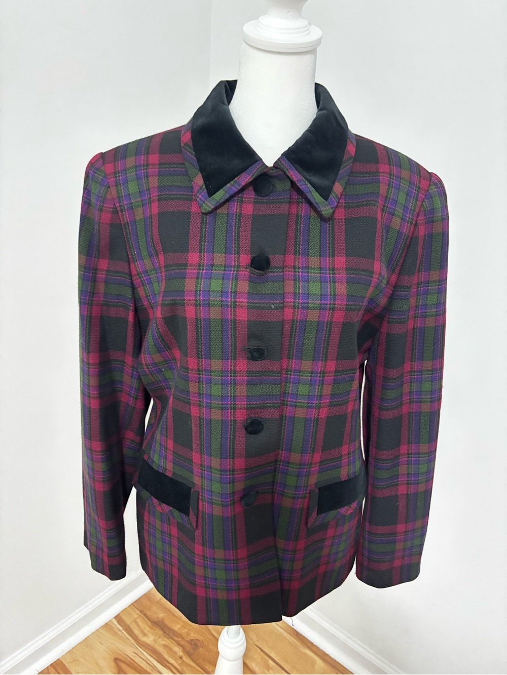 Vintage Wool Petite Sophisticate 12P Blend Plaid Velvet Trim Blazer Jacket - Picture 2 of 12